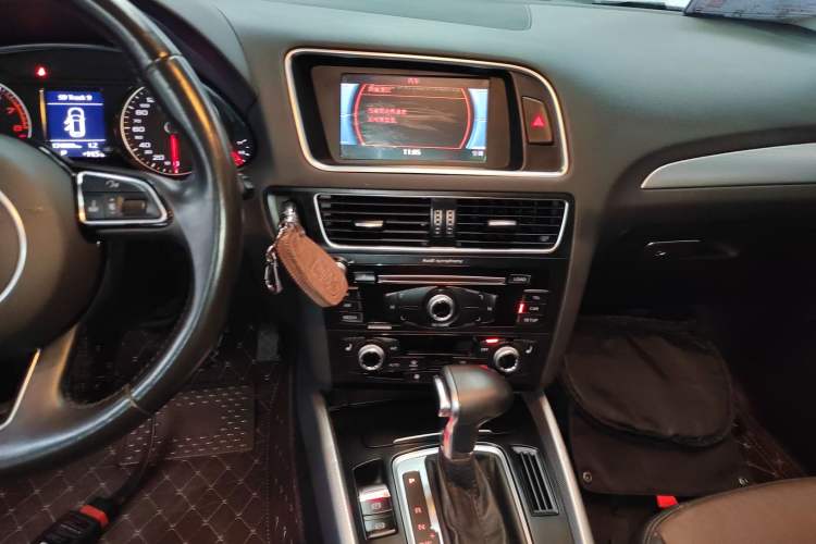 Used Audi Q5 2017 40 TFSI Ambition Edition
