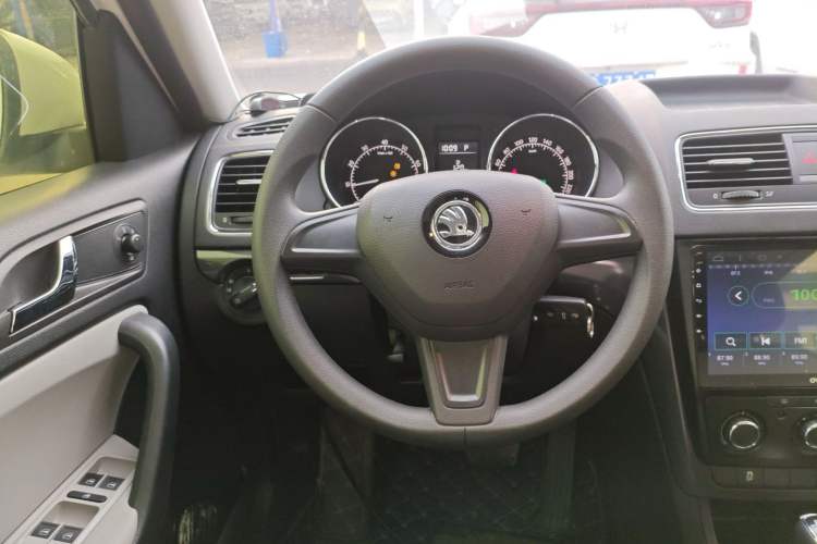 Used Skoda Yeti 2017 TSI280 DSG Advanced Edition
