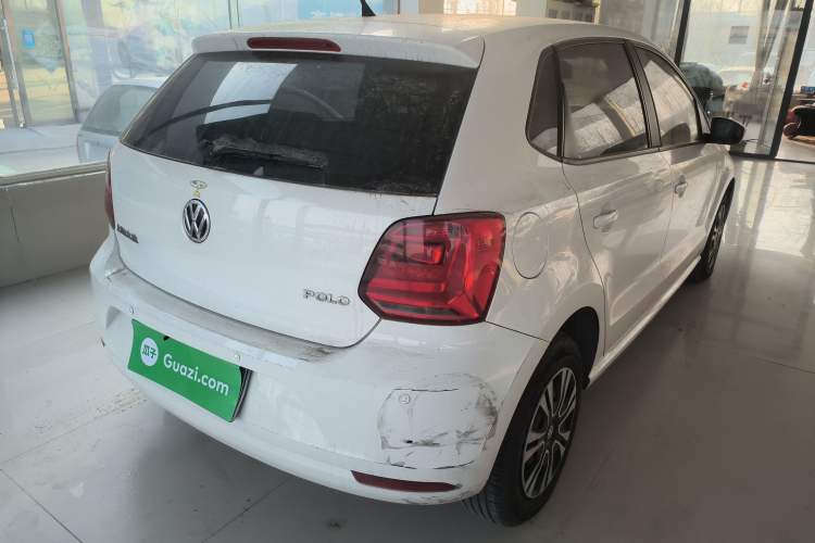 Used Volkswagen Polo 2014 1.4L Manual Fashion Edition
