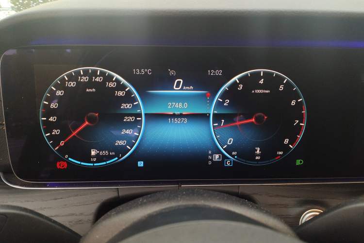 Used Mercedes-Benz E-Class 2021 E 300 L Sporty and Stylish Model
