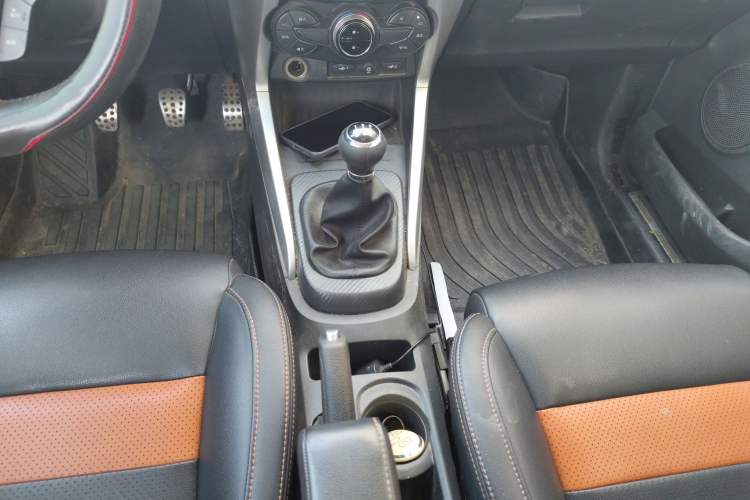 Used BYD Yuan 2017 1.5L Manual with Panoramic Sunroof
