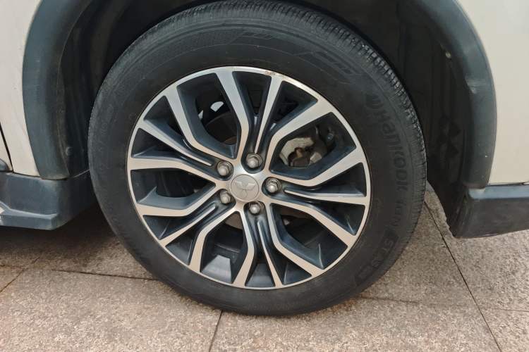 Used Mitsubishi Outlander 2018 2.0L Two-Wheel Drive Glory Edition 5 Seats
