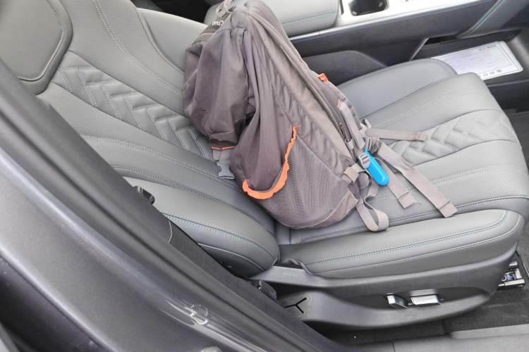 Used BYD Song L DM-i 2025 Intelligent Driving Version 160 km Beyond-Range Type
