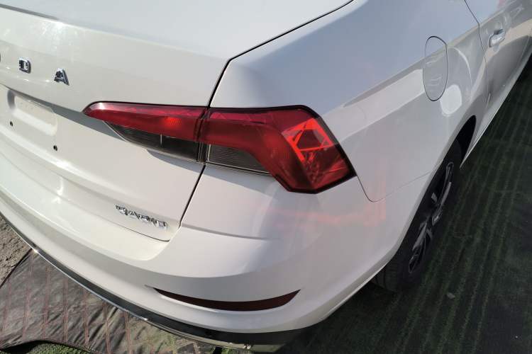 Used Skoda Rapid 2020 1.5L Automatic Comfort Edition
