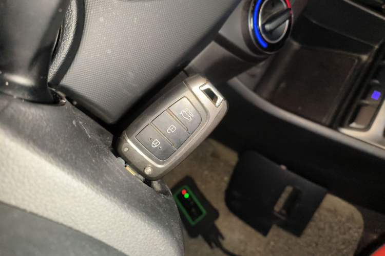 Used Hyundai Celesta 2017 1.6L Automatic Enjoyment Version GLS