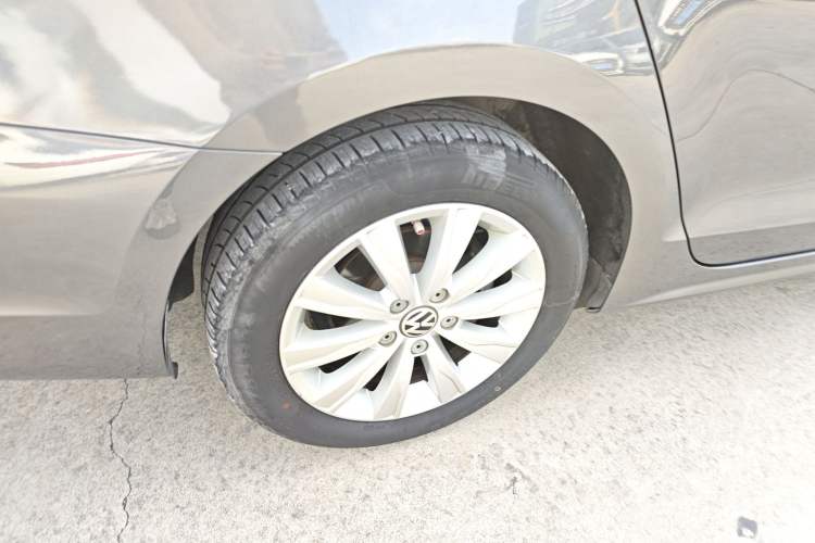 Used Volkswagen Sagitar 2014 Revised Version 1.6L Automatic Comfort Edition
