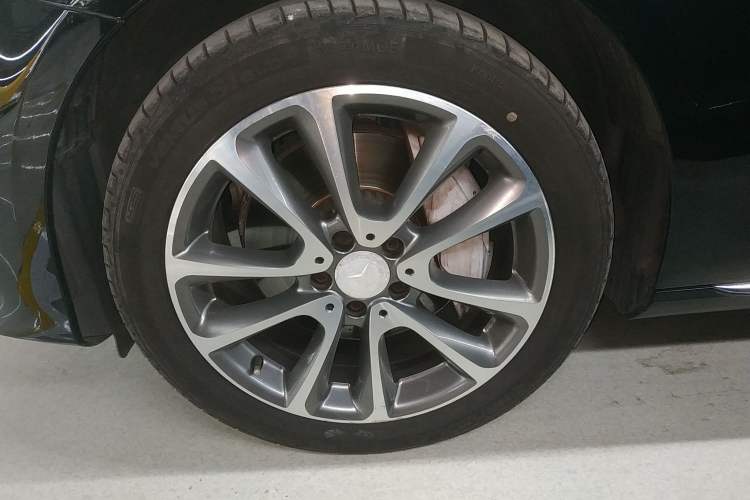 Used Mercedes-Benz E-Class 2016 E 300 L Stylish Model
