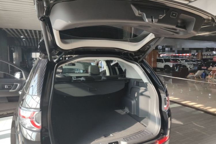 Used Land Rover Discovery Sport 2019 240 PS SE Version China VI Standard