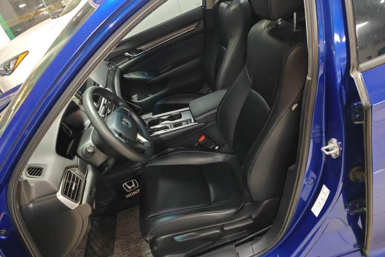 Used Honda Accord 2018 230TURBO Comfort Version National V