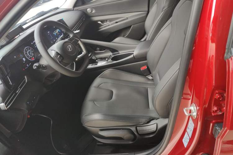 Used Hyundai Elantra 2021 1.5L CVT GLX Elite Edition
