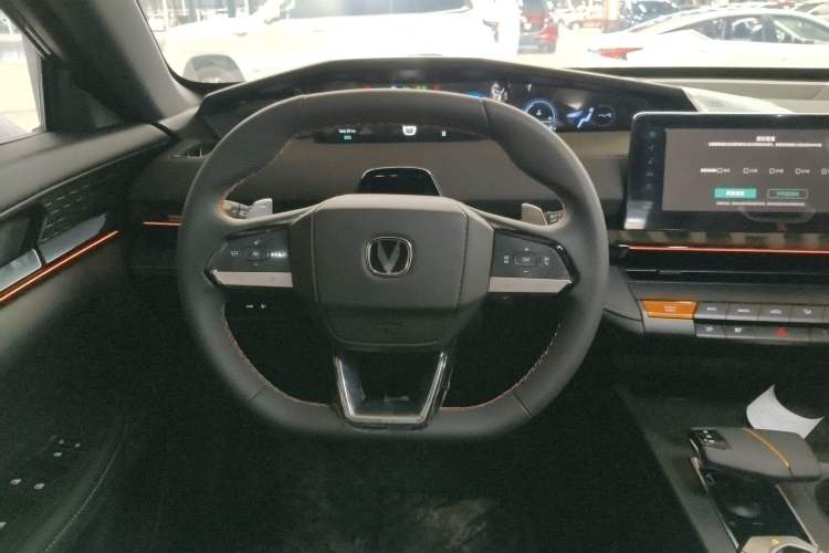 Used Changan UNI-V 2024 1.5T Prestige Edition