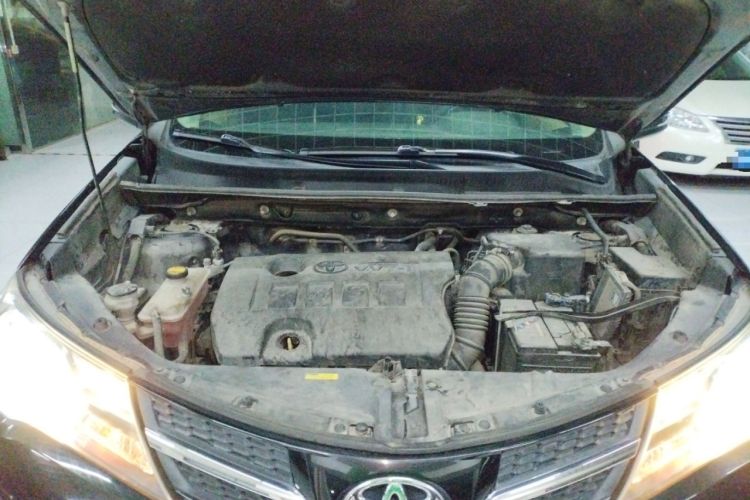 Used Toyota RAV4 2013 2.0L CVT Two-Wheel Drive Urban Edition
