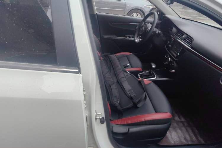 Used Kia KX Cross 2017 1.4L AT GLS