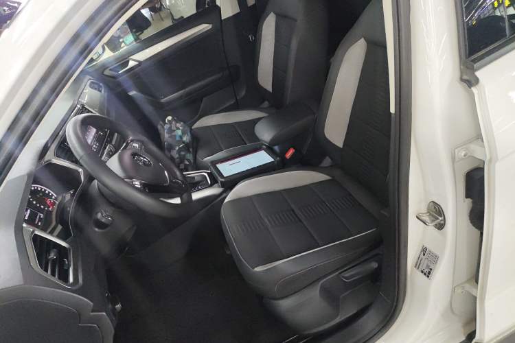 Used Volkswagen T-ROC 2020 230TSI DSG Two-Wheel Drive Advanced Version
