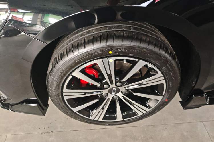 Used Geely Auto Preface 
