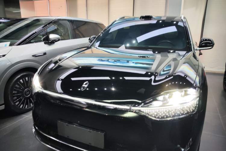 Used Hima AITO M9 2024 Range-Extended Ultra Version 42 kWh 6-Seater Model
