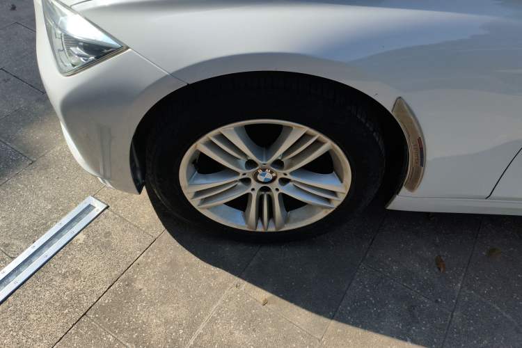 Used BMW 3 Series 2016 320Li Fashion Model
