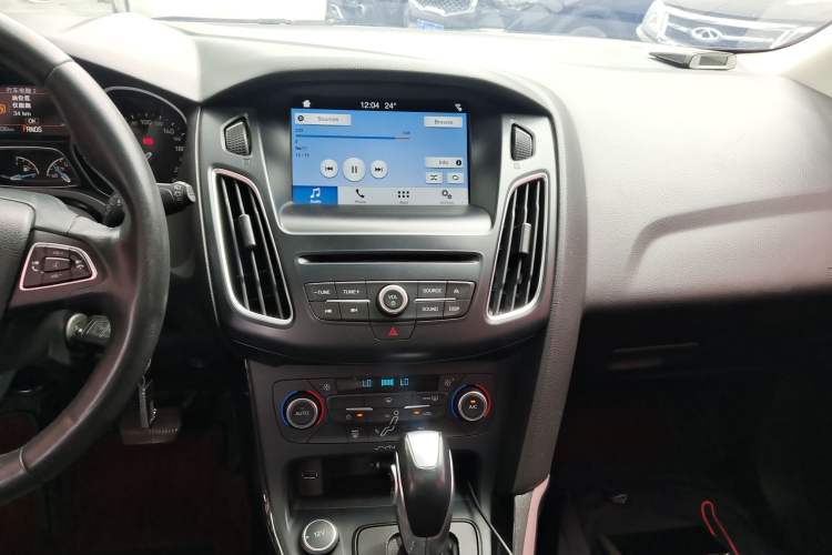 Used Ford Focus 2018 Hatchback Classic EcoBoost 180 Automatic Elite Model
