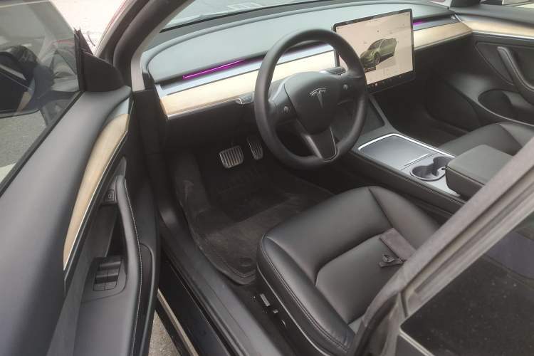 Used Tesla Model 3 2022 Rear-Wheel-Drive Version
