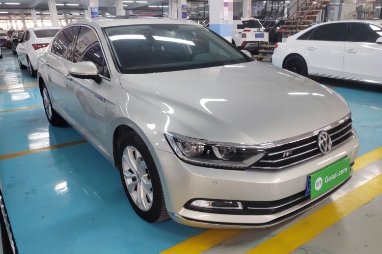 Used Volkswagen Magotan 2019 330TSI DSG Luxury Version China VI Standard