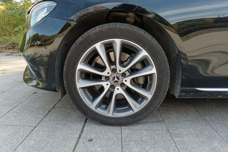 Used Mercedes-Benz E-Class 2020 Facelift E 260 L