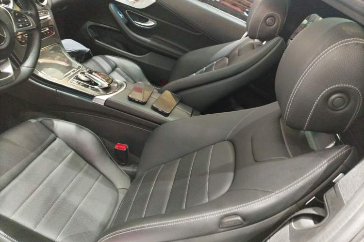 Used Mercedes-Benz C-Class 2017 Facelift C 200 Coupe
