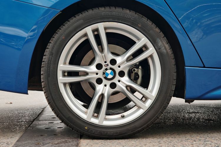 Used BMW 3 Series 2019 320i M Sport Package
