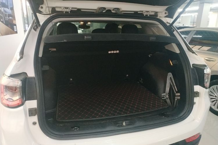 Used  Compass 2019 200T Automatic Family Edition - Connected Large Screen Version
