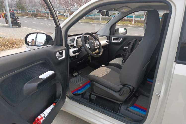 Used Wuling Hongguang MINIEV 2024 3rd Generation 215km Youth Edition