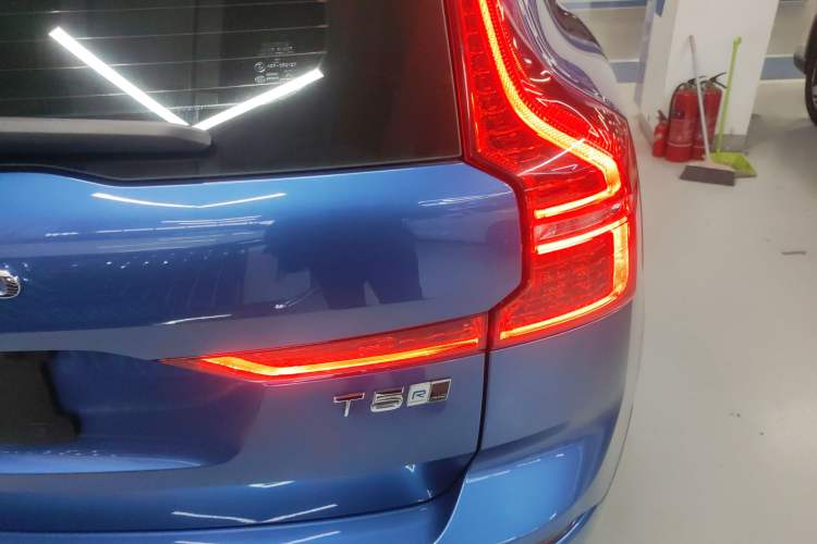 Used Volvo XC60 2018 T5 4x4 Smart & Sporty Edition