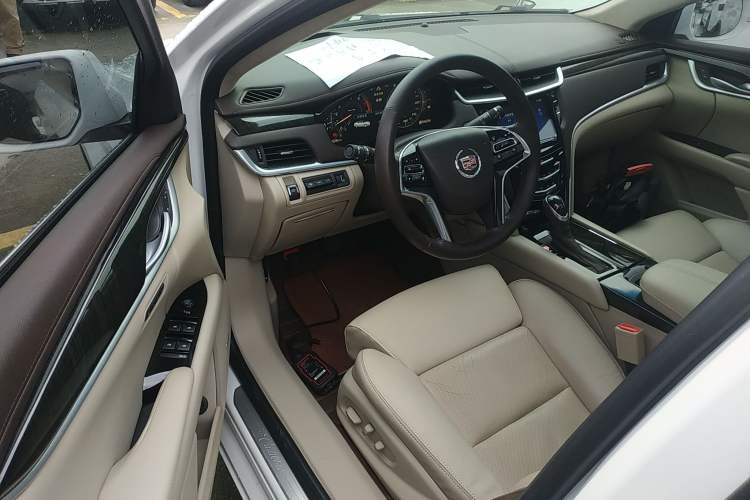 Used Cadillac XTS 2014 28T Platinum Edition
