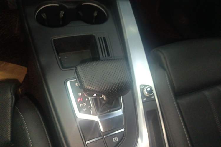 Used Audi A4L 2022 40 TFSI Fashion Dynamic Model