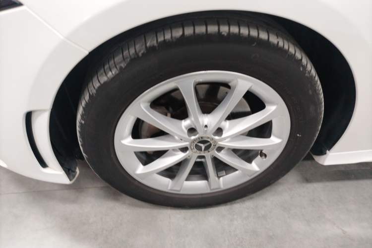 Used Mercedes-Benz A-Class 2022 Restyled A 200 L Sport Sedan Fashion Version
