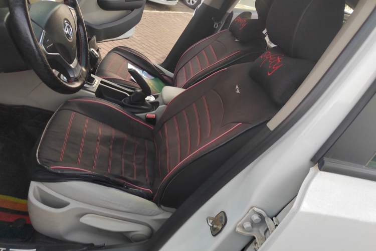 Used Dongfeng Aeolus L60 2015 1.6L Manual New Dynamic Model
