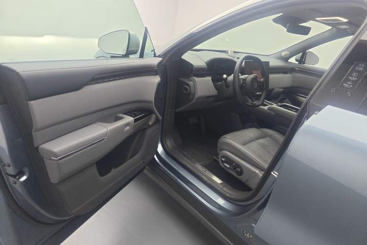 Used Zeekr 7X 2025 75 kWh Rear-Wheel Drive Intelligent Driving Version