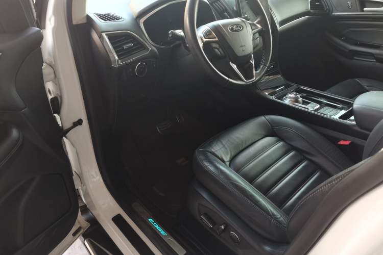 Used Ford Edge 2020 EcoBoost 245 Two-Wheel Drive Titanium 7-Seater