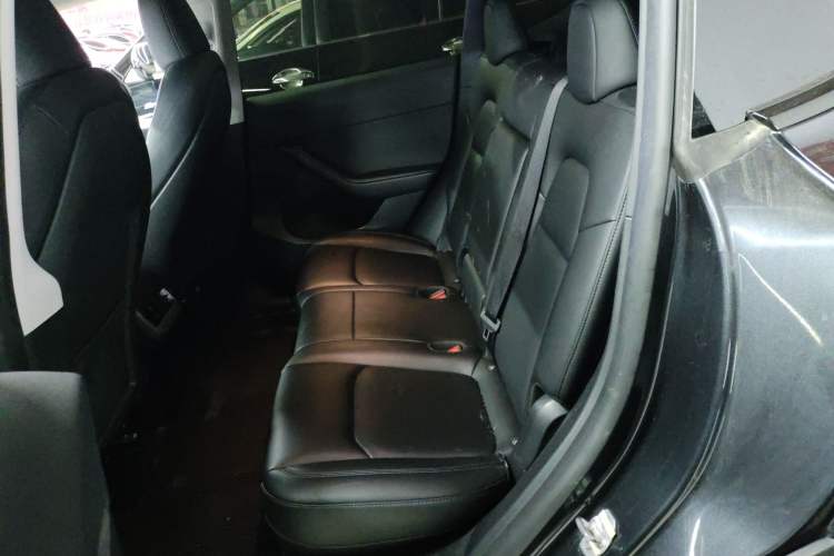 Used Tesla Model Y 2024 Rear-Wheel-Drive Version
