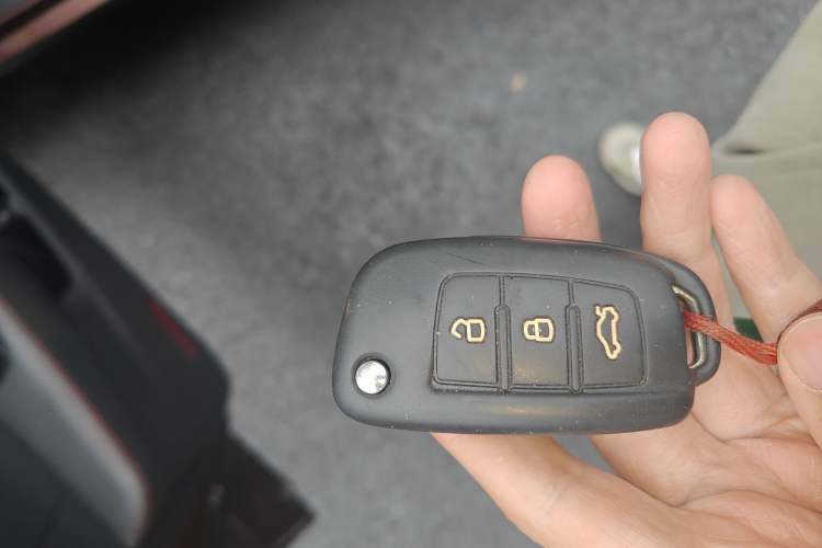 Used Geely Auto Vision 2016 1.5L Manual Happiness Edition