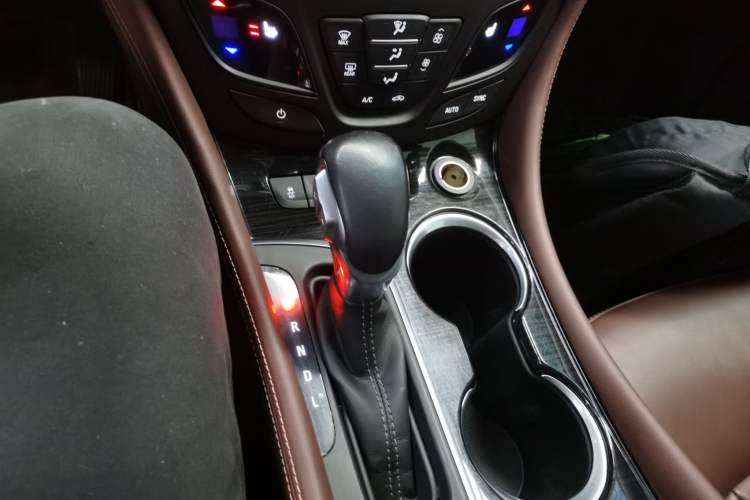 Used Buick Envision 2018 28T Four-Wheel Drive Elite Version