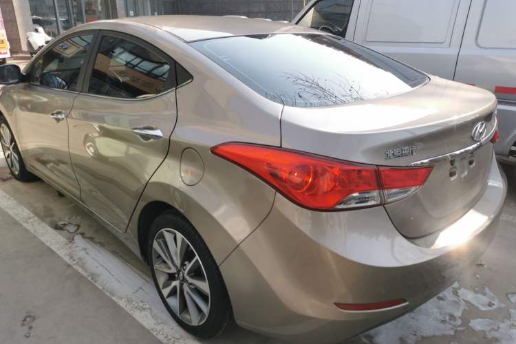 Used Hyundai Elantra (5th Generation / Langdong) 2015 1.6L Automatic Leading Model