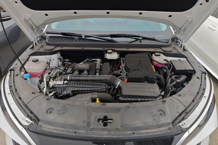 Used BYD Qin L 2024 DM-i 120KM Excellence Model
