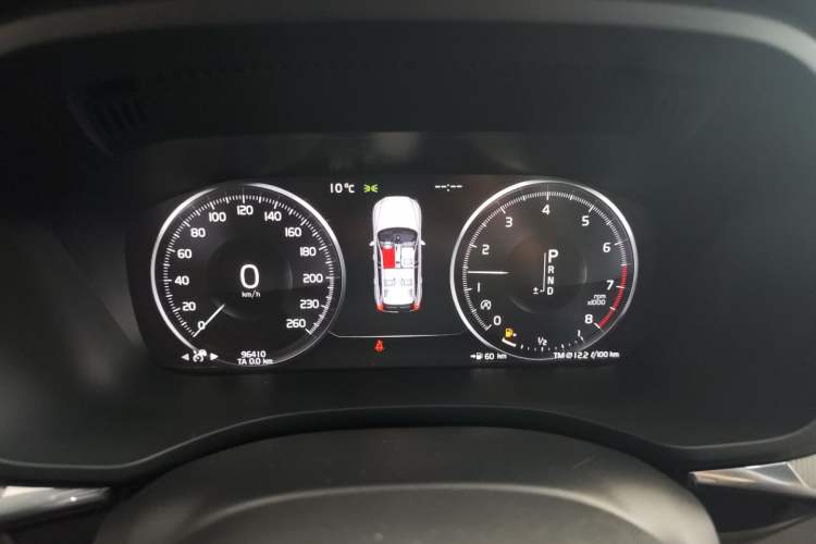 Used Volvo XC60 2019 T5 4x4 Zhiyuan Sport Edition China V Standard