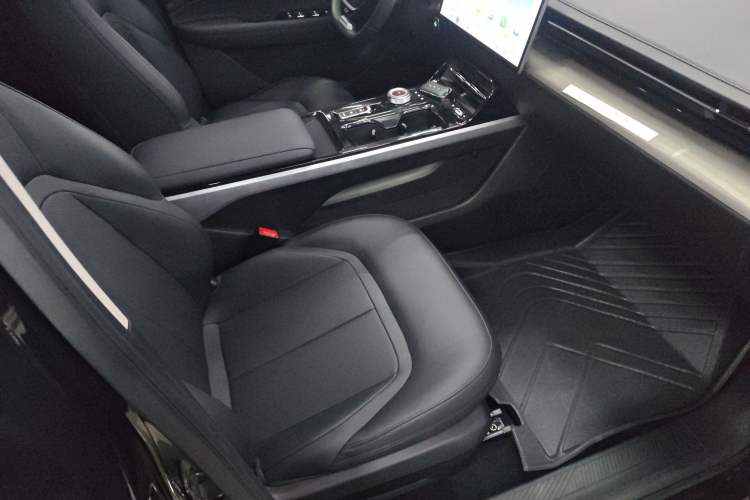 Used Wuling Xingguang 2024 Co-Creation Edition 510 Advanced Model