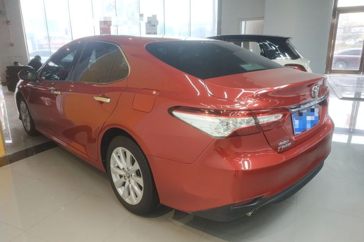 Used Toyota Camry 2018 2.0G Luxury Edition
