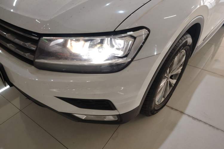 Used Volkswagen Tiguan L 2018 330TSI Automatic Two-Wheel Drive Luxury Edition