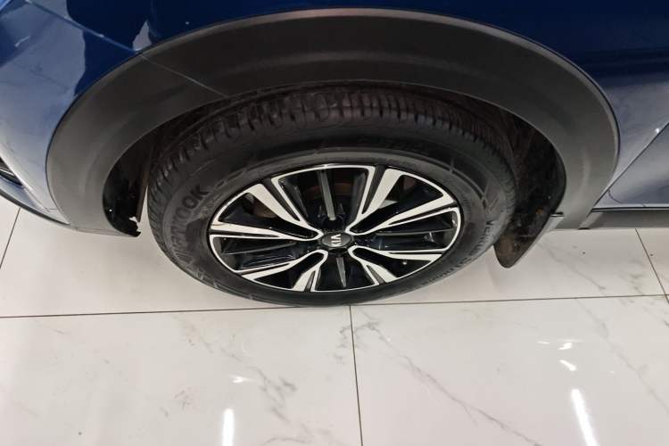 Used Kia kx1 Stonic 2019 1.4L Automatic Sport Edition China VI