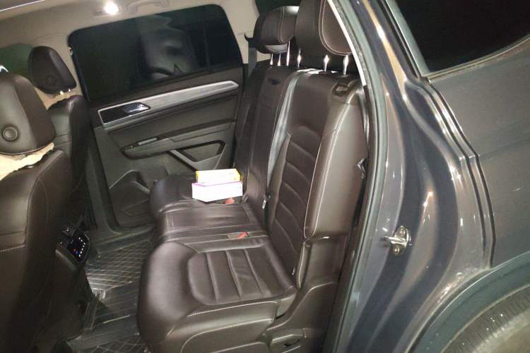 Used Volkswagen Teramont 2017 330TSI Two-Wheel-Drive Luxury Edition