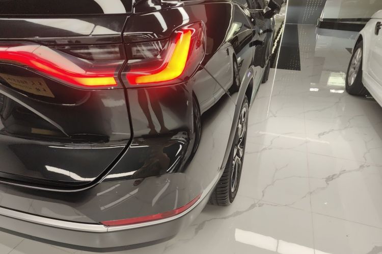 Used Nio ES8 2022 75 kWh Six-Seater Version