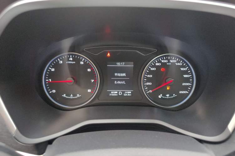 Used SOL X8 2021 300T DCT Leading Smart Connectivity Version 7 Seats