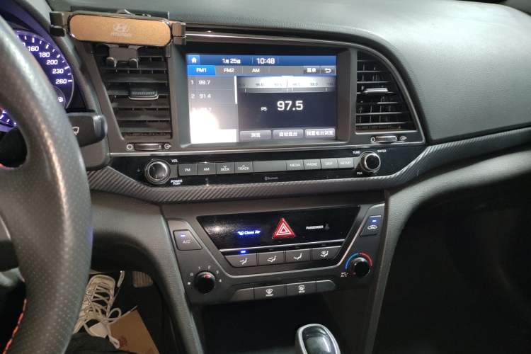 Used Hyundai Elantra 2016 1.4T Dual-Clutch Xuan Dong · Dynamic Version